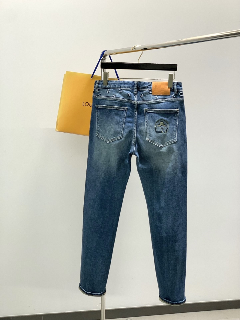 l0vis Vvtt0n jeans